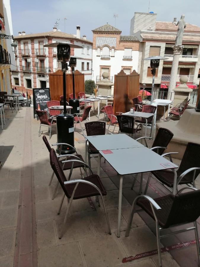 Hospedium Dlj Hostal Tematico Desde La Juderia Arjona 外观 照片