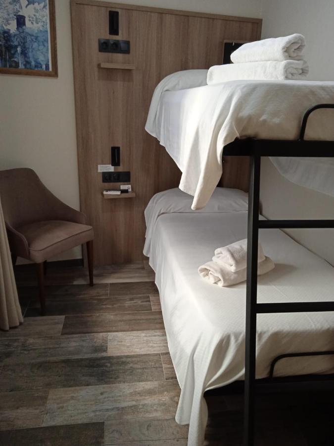 Hospedium Dlj Hostal Tematico Desde La Juderia Arjona 外观 照片