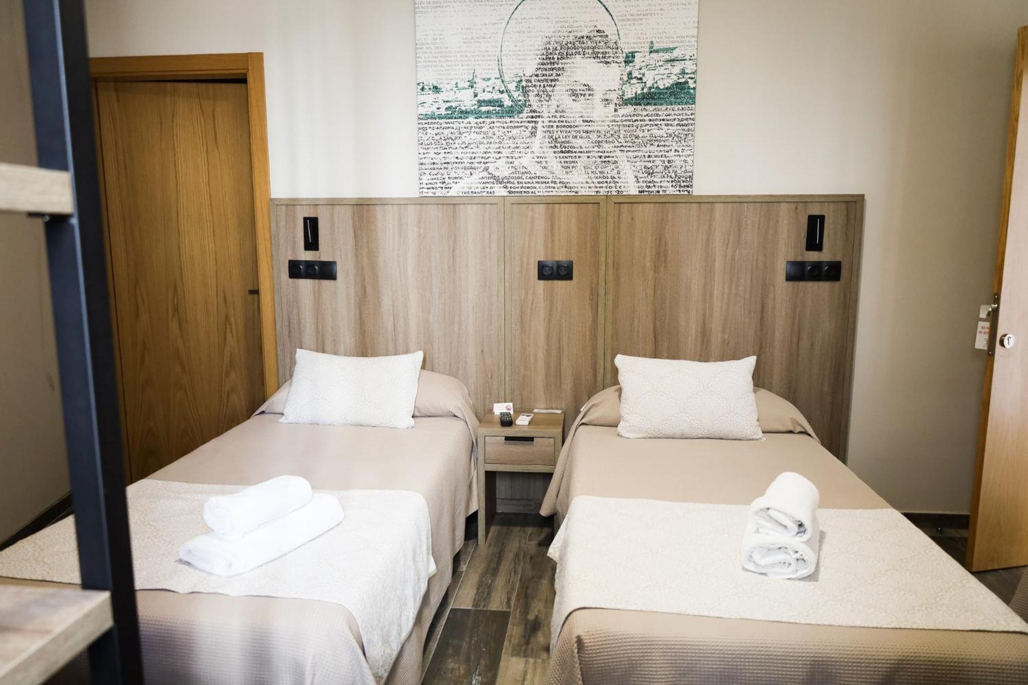 Hospedium Dlj Hostal Tematico Desde La Juderia Arjona 外观 照片