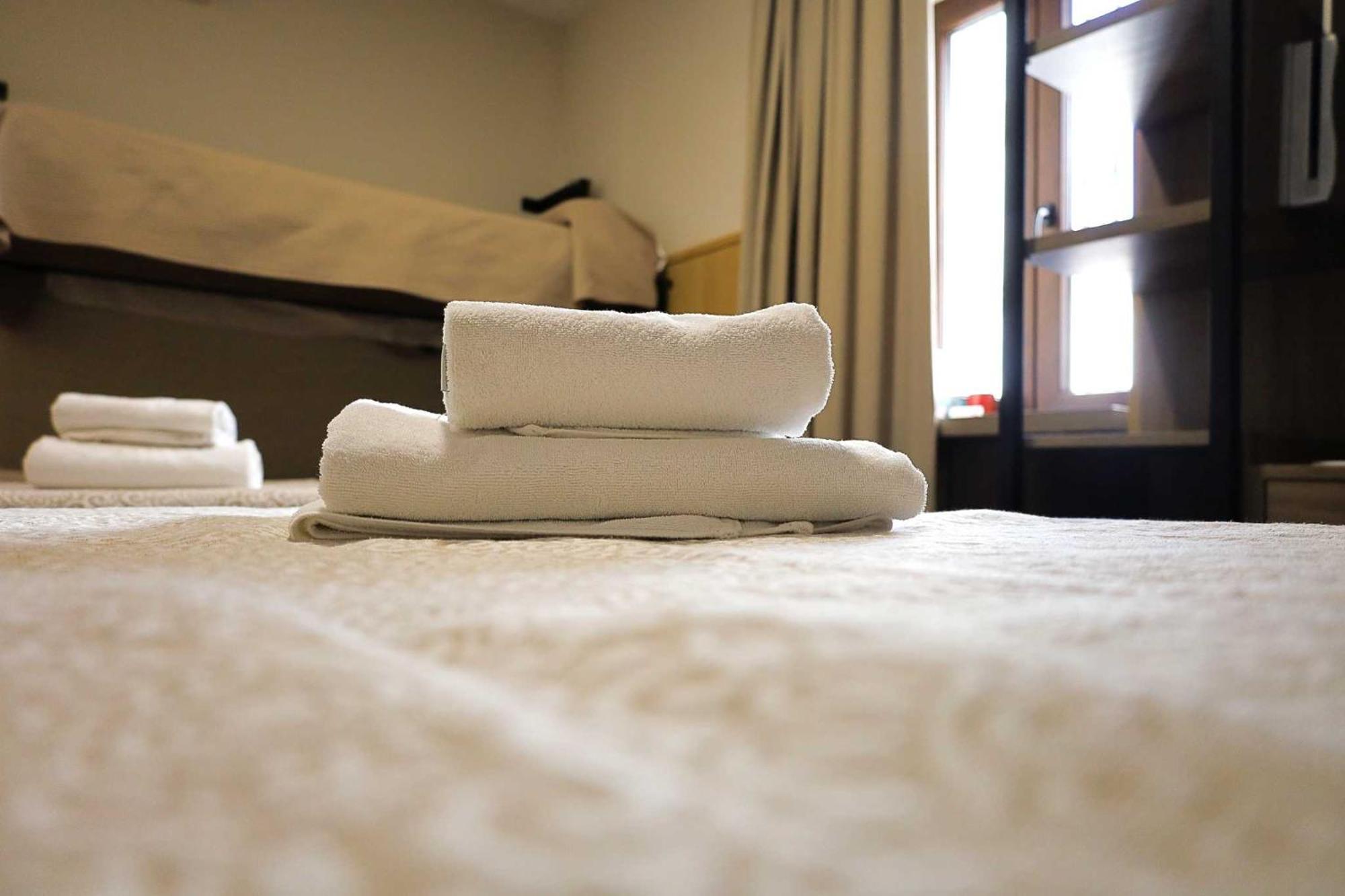 Hospedium Dlj Hostal Tematico Desde La Juderia Arjona 外观 照片