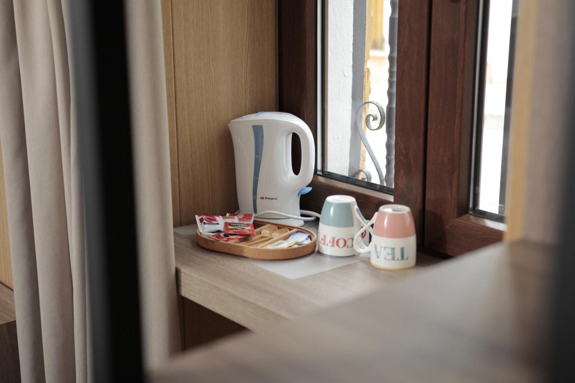 Hospedium Dlj Hostal Tematico Desde La Juderia Arjona 外观 照片